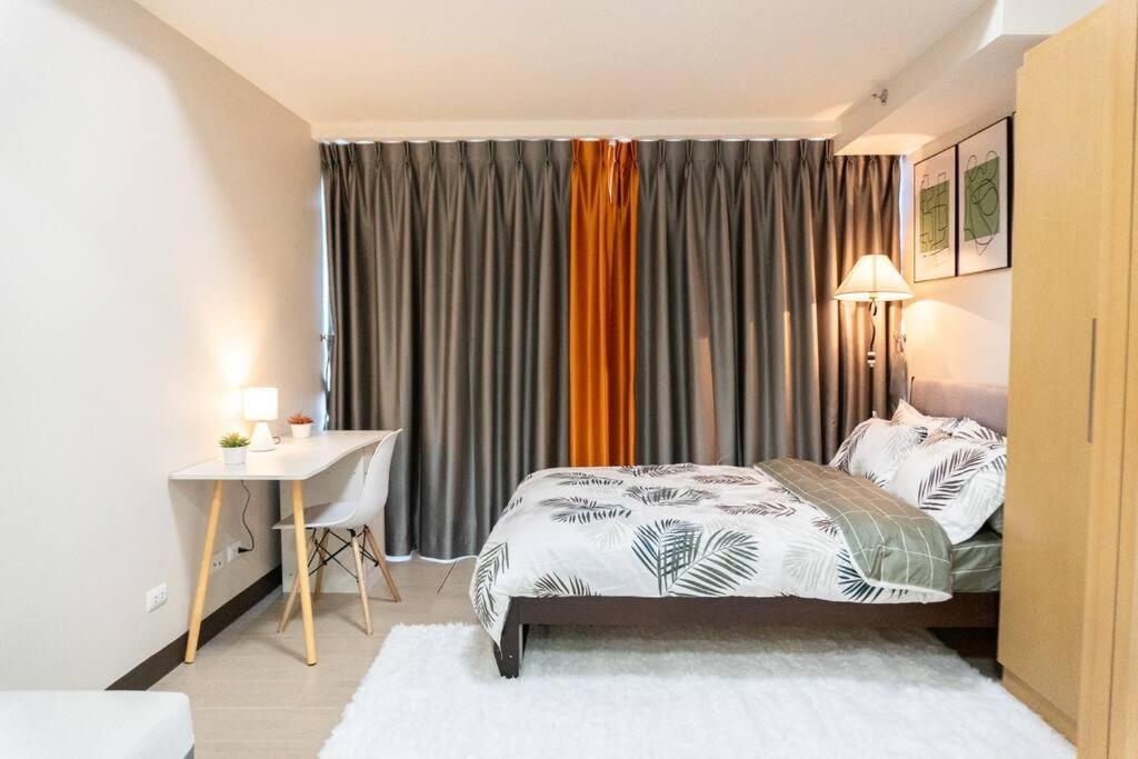 A2J Luxury 2Br Bgc Uptown Suite Near Uptown Mall Manila Eksteriør bilde