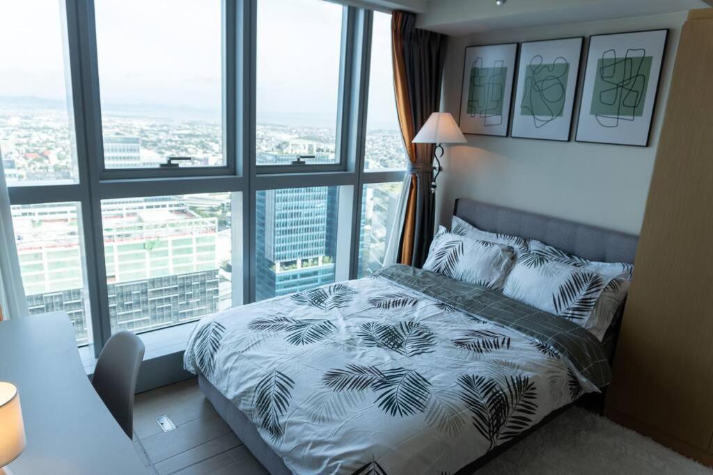 A2J Luxury 2Br Bgc Uptown Suite Near Uptown Mall Manila Eksteriør bilde