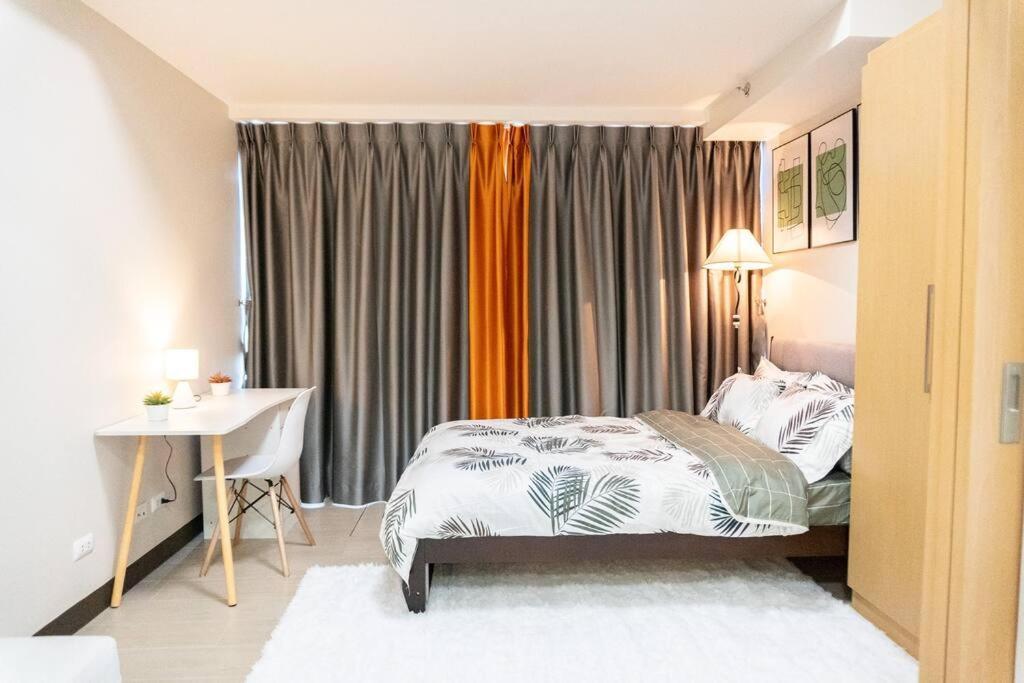 A2J Luxury 2Br Bgc Uptown Suite Near Uptown Mall Manila Eksteriør bilde