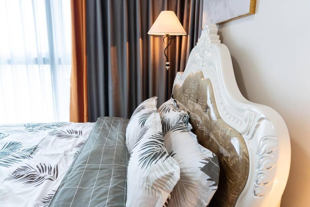 A2J Luxury 2Br Bgc Uptown Suite Near Uptown Mall Manila Eksteriør bilde